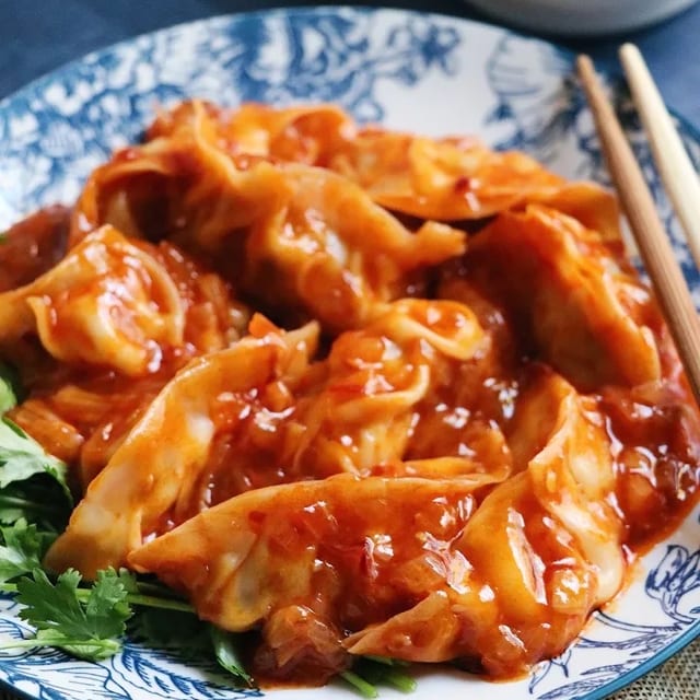 Veg Momos.